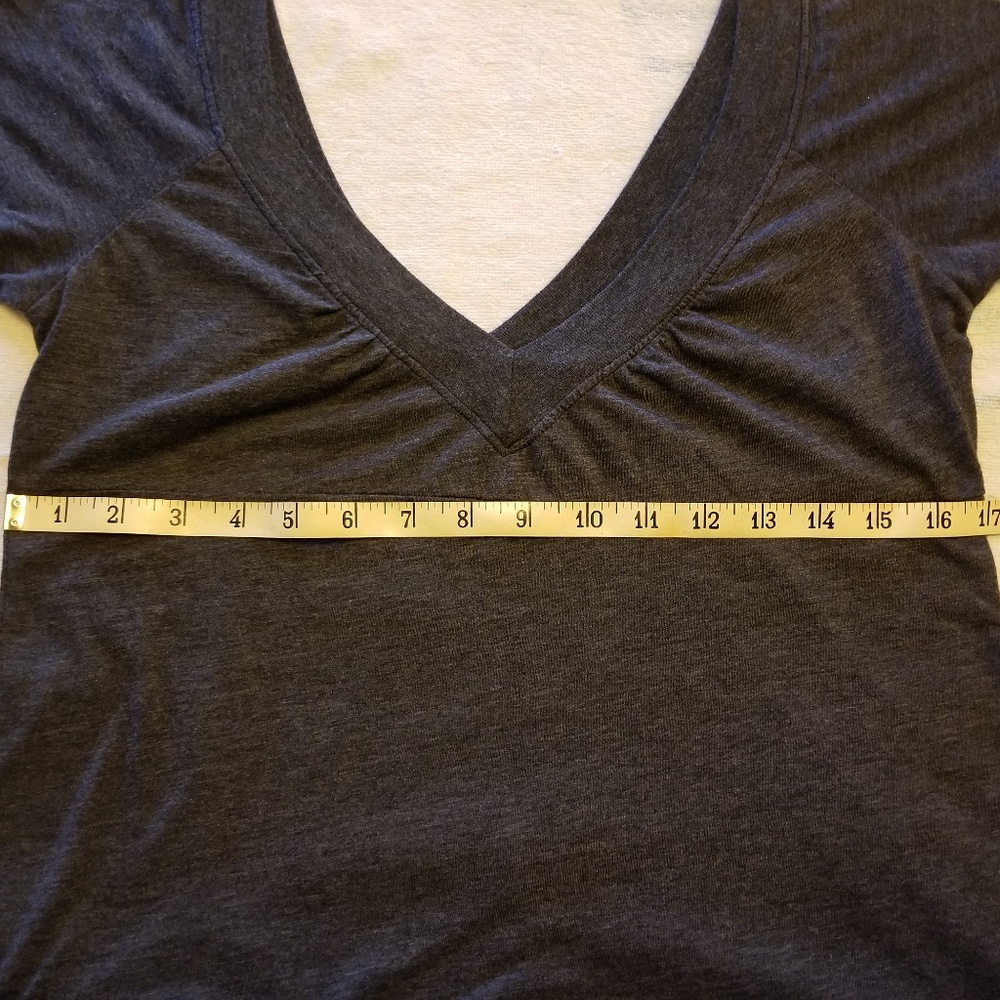 Simple Grey Top - Picture 5 of 8